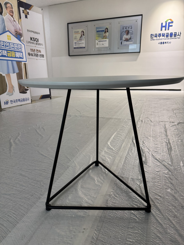 원형소파테이블